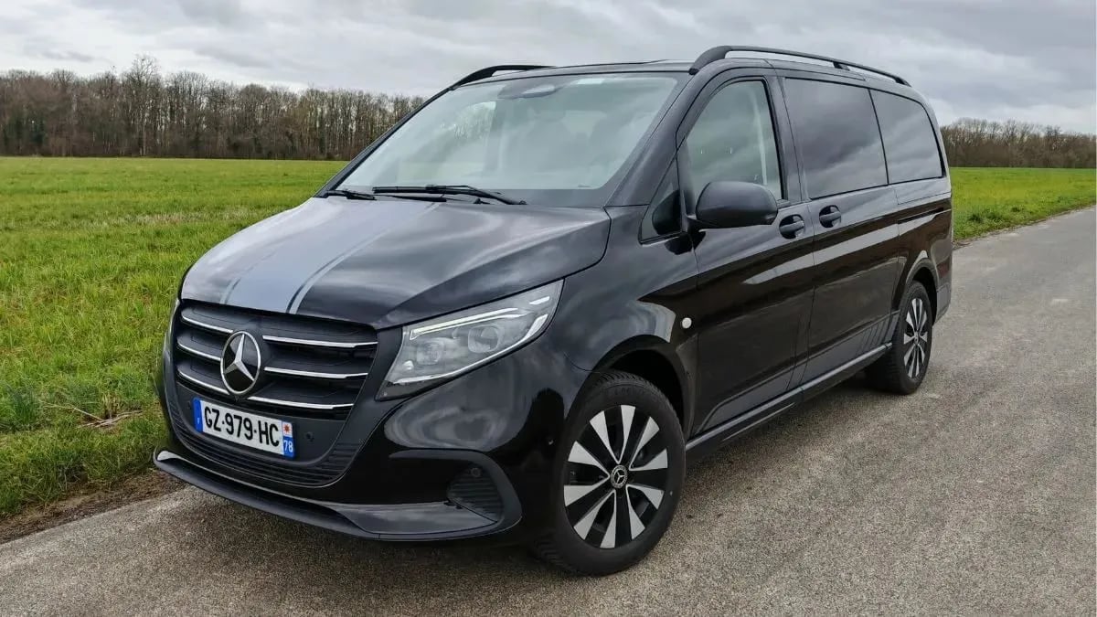 Mercedes Vito · Renault Trafic